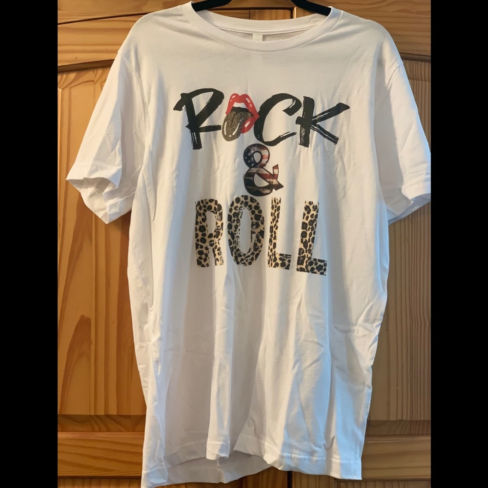 BNWT leopard print rock and roll graphic